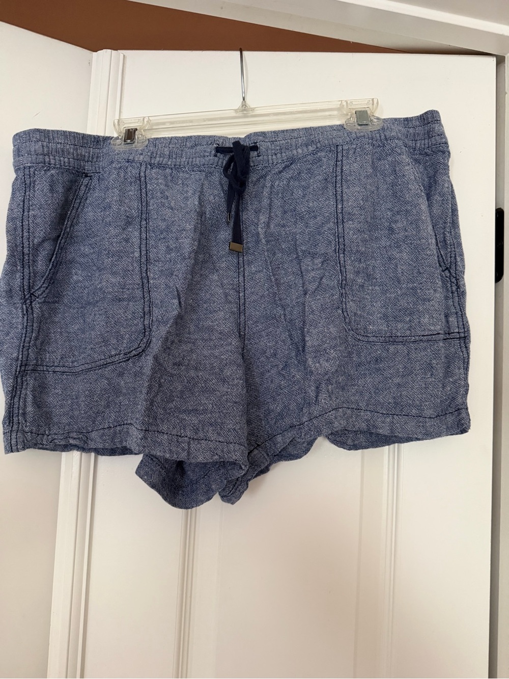 Time and Tru Heathered Blue Women's Linen-Blend Jean Shorts